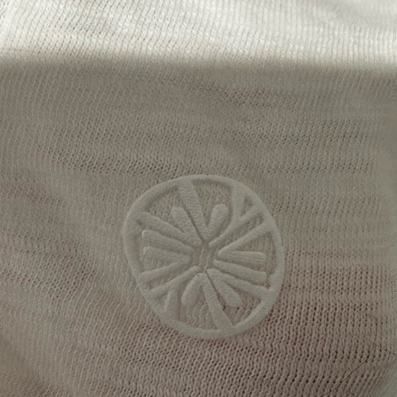 Lilly Pulitzer Etta V-Neck Cotton Top Shirt Blouse Sz S - Picture 3 of 4